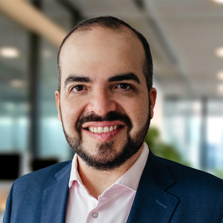 Dr. Nicolás Ferraro