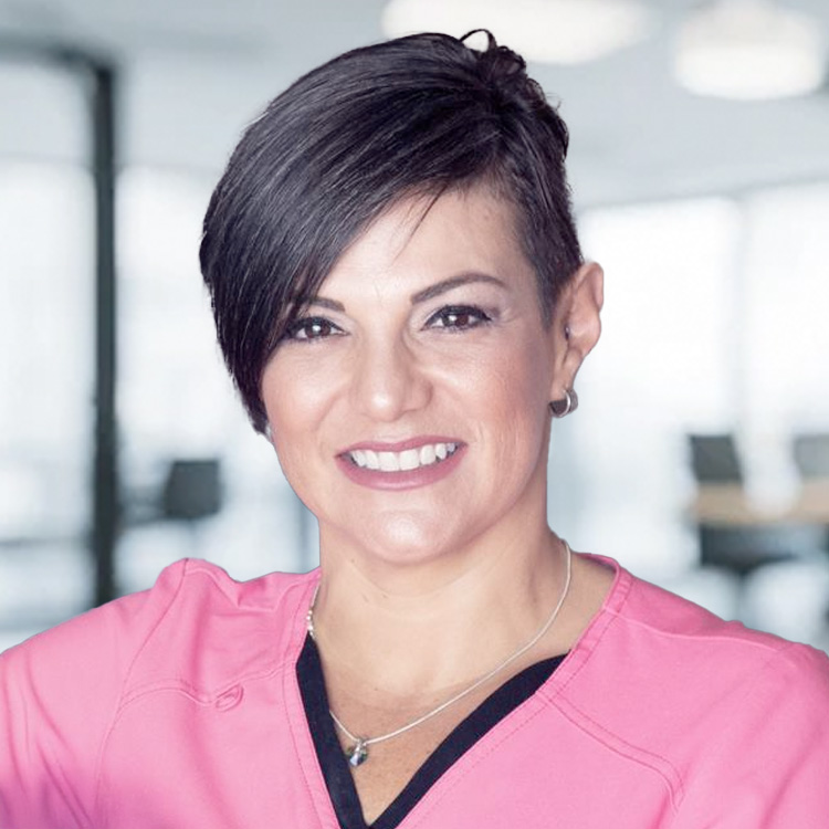 Dra. Carolina Ballestero